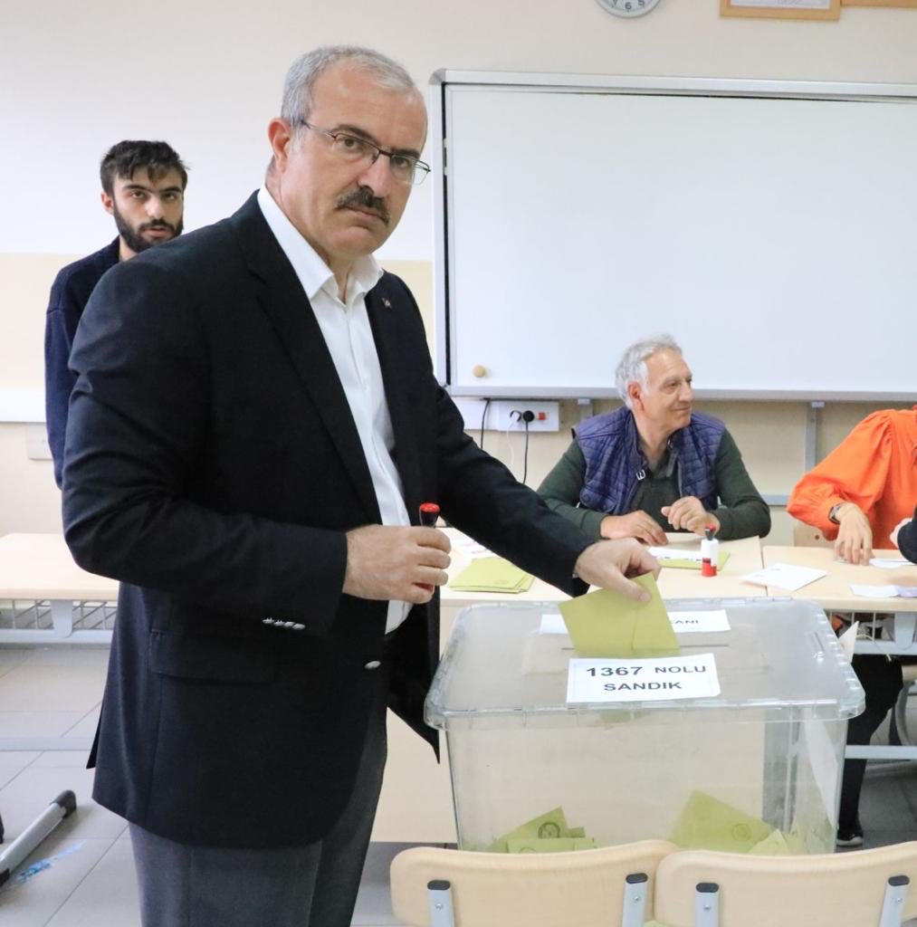 Çanakkale Valisi Olarak Atanan Ömer Toraman Kimdir Ömer Toraman Aslen Nereli (2)