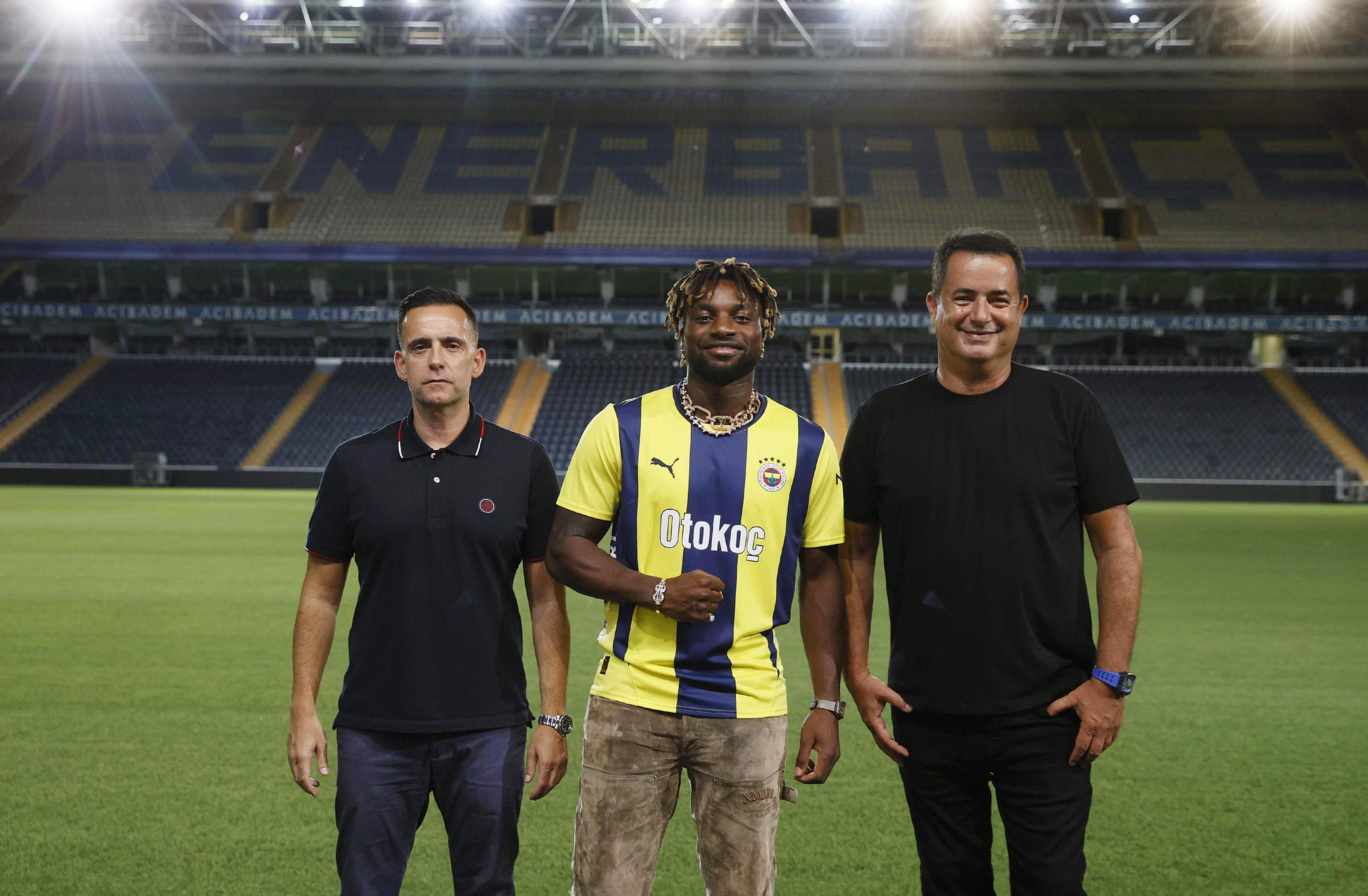 Saint-Maximin Fenerbahçe'de! Sarı-Lacivert'e Dördüncü Fransız Geldi