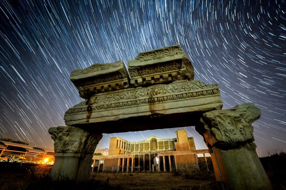 Perseid meteor yağmuru Manisa ve Bolu'yu büyüledi