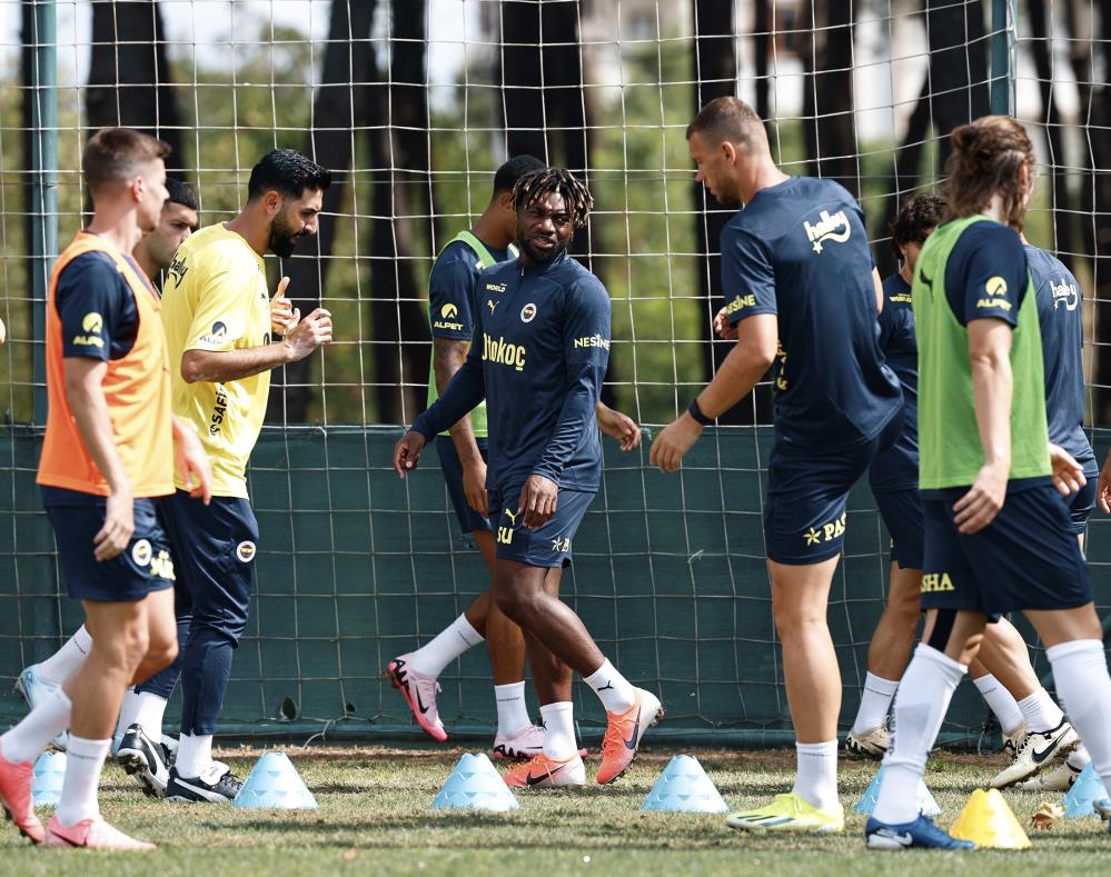 Fenerbahçe Lille maçı hazırlıklarını tamamladı