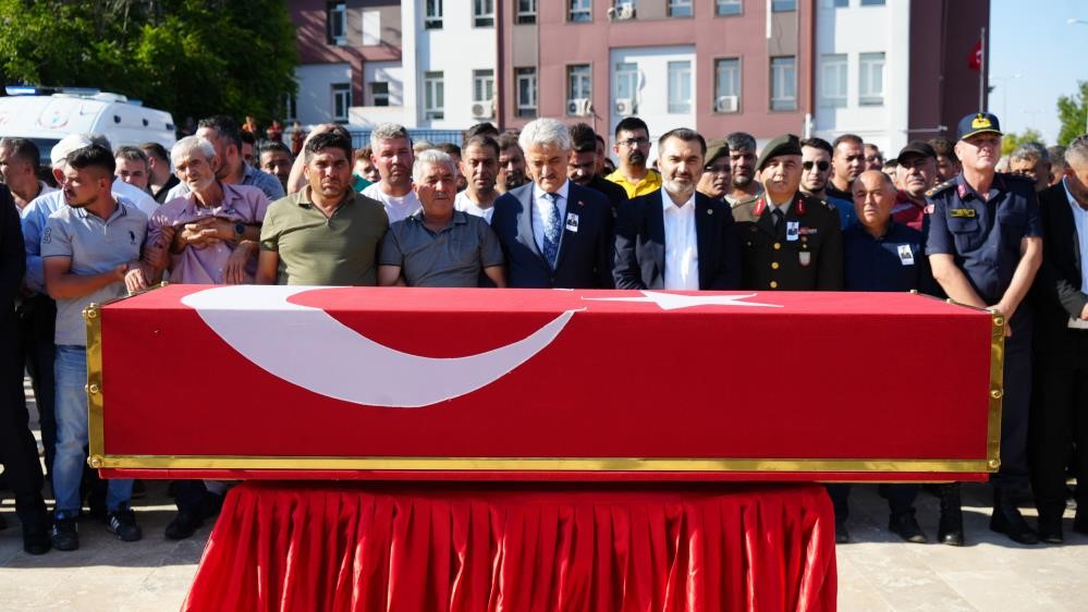 Suriye'de hayatını kaybeden Uzman Çavuş Hüseyin Karakoç’a şehitlik unvanı verildi