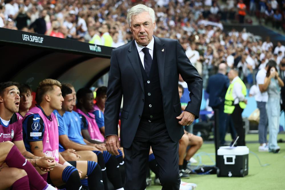 Real Madrid ve Ancelotti tarihe geçti