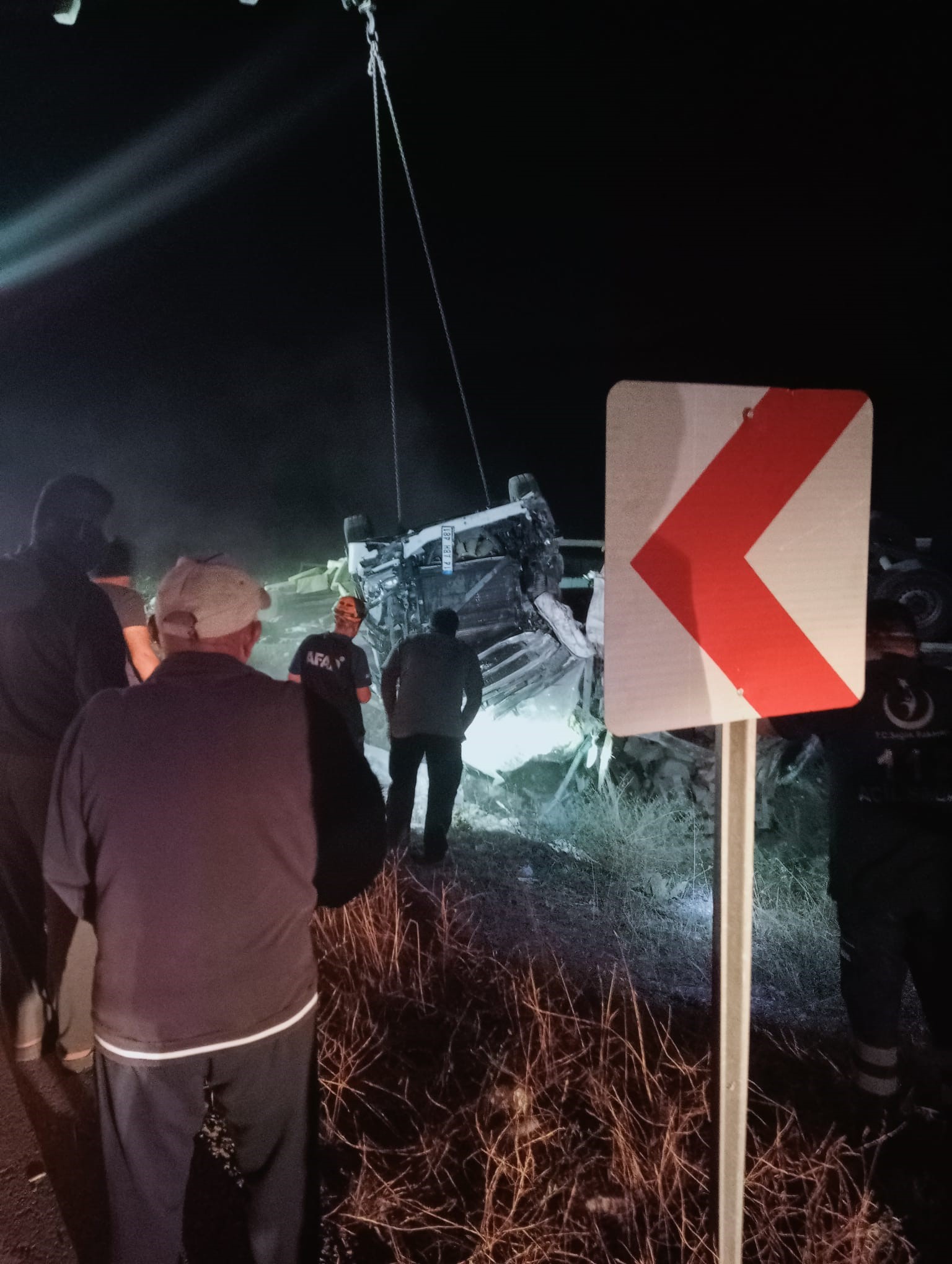 Amasya’da tır devrildi: 1 yaralı 1 kişi hayatını kaybetti