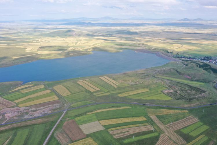 Kars Ovası doğal güzelliğiyle büyülüyor