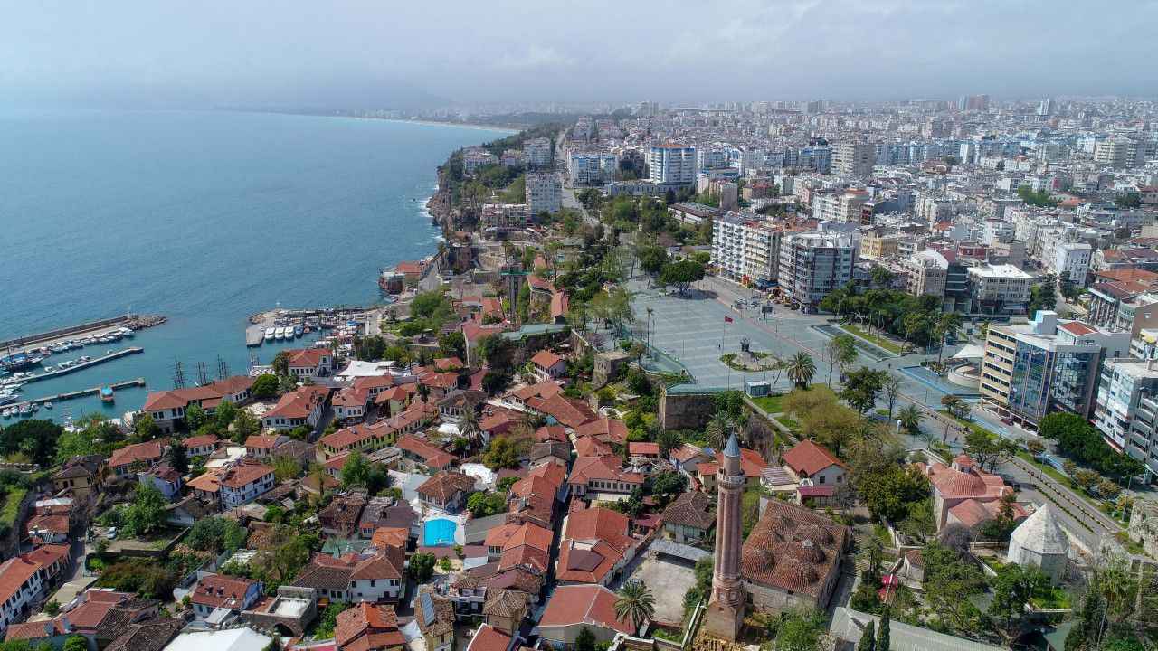 Antalya ve Çevre İllerde Hafta Sonu  Açık Hava Hakim Olacak