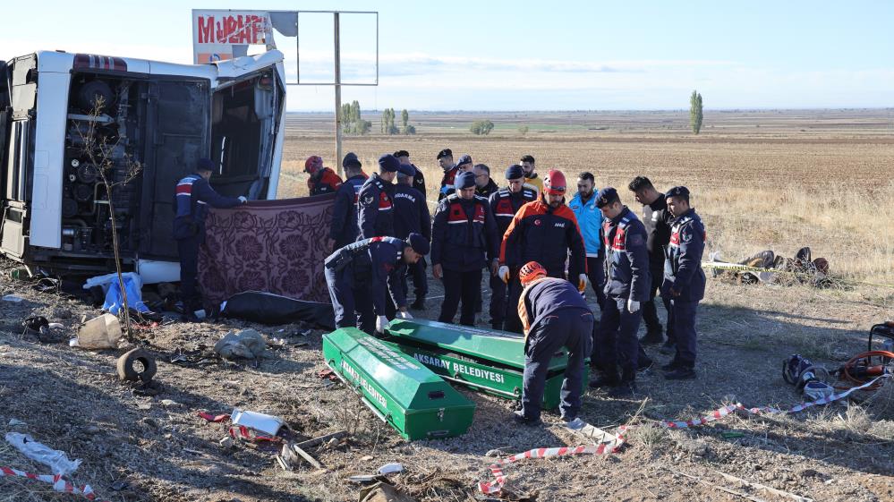 Aksaray'da Şarampole Uçan Otobüs Şoförü Konuştu: ''Sabah güneşi gözümü aldı''