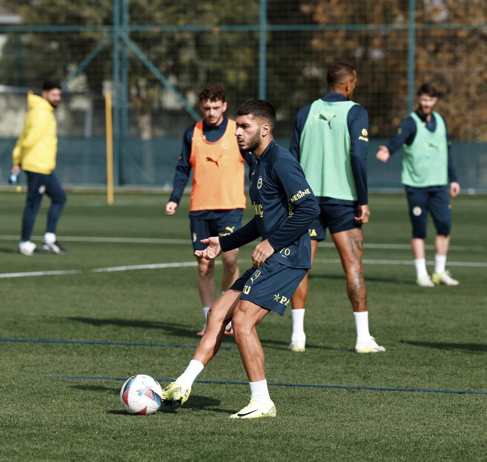 Fenerbahçe Trabzonspor Maçı Hazırlıklarını Sürdürüyor