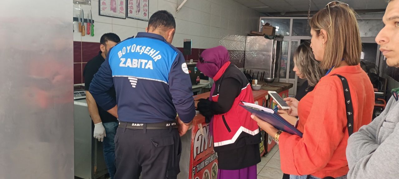 Hatay'da Et Skandalı 220 Kilo Et İmha Edildi 3