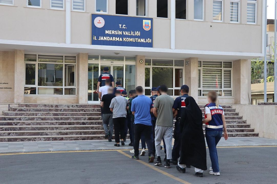 Mersin Merkezli 9 Ilde Deaş Operasyonu 13 Kişi Gözaltında  4