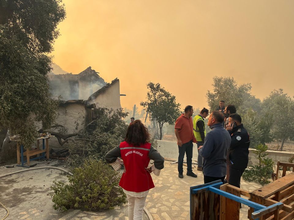 Muğla Ormanları Yanıyor! 4 Bölgede Yangın Çıktı 7