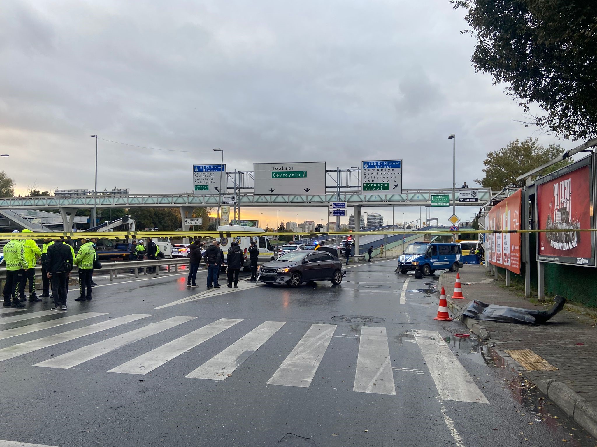 İstanbul'da Feci Kaza: 1 Polis Şehit Oldu