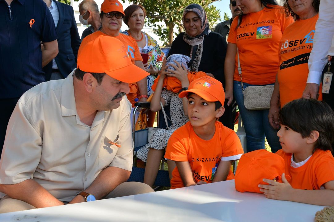 Antalya Emniyet Müdürü Ve Eşinden Lösemili Çocuklara Destek 4