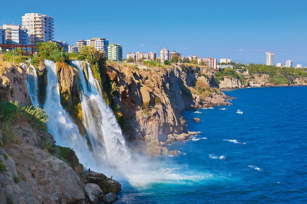 Antalya ve Çevre İllerde Hava Açık ve Güneşli Olacak