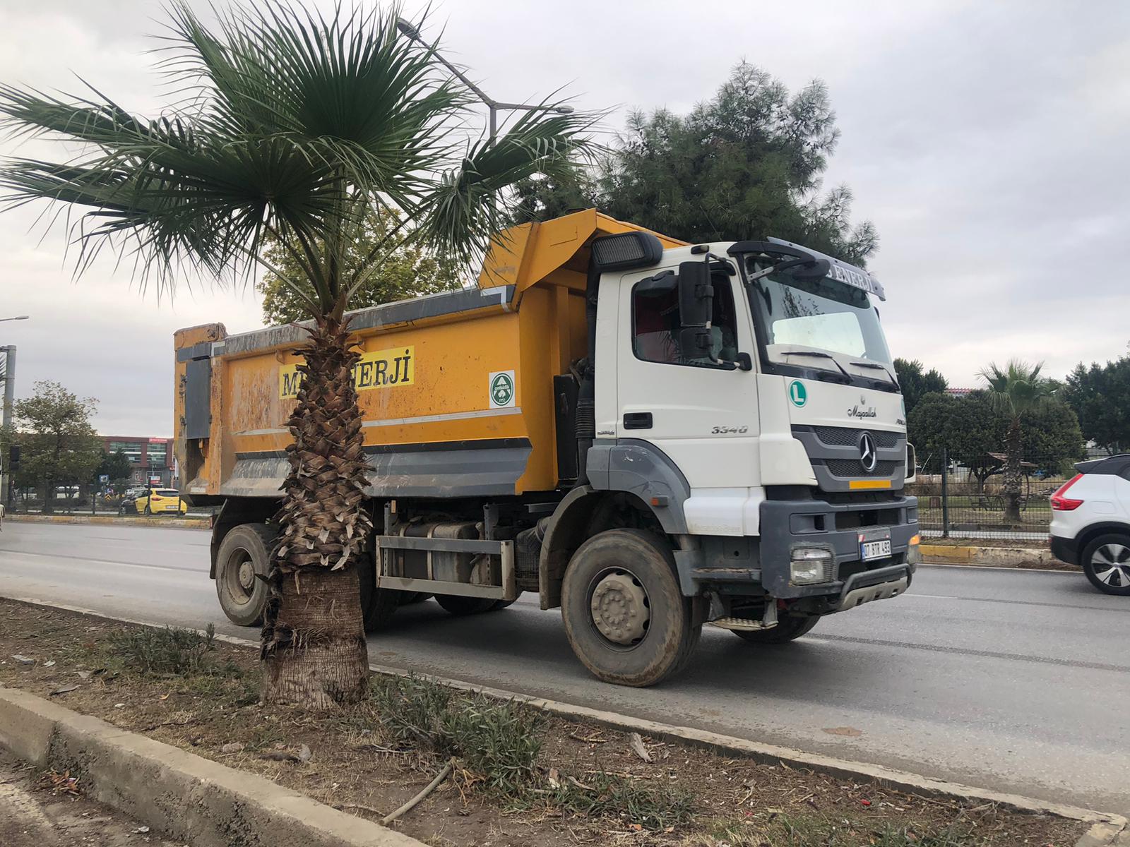 Antalya’da Milyonlarca M3 Hafriyat Kentte Tepeler Oluşturdu