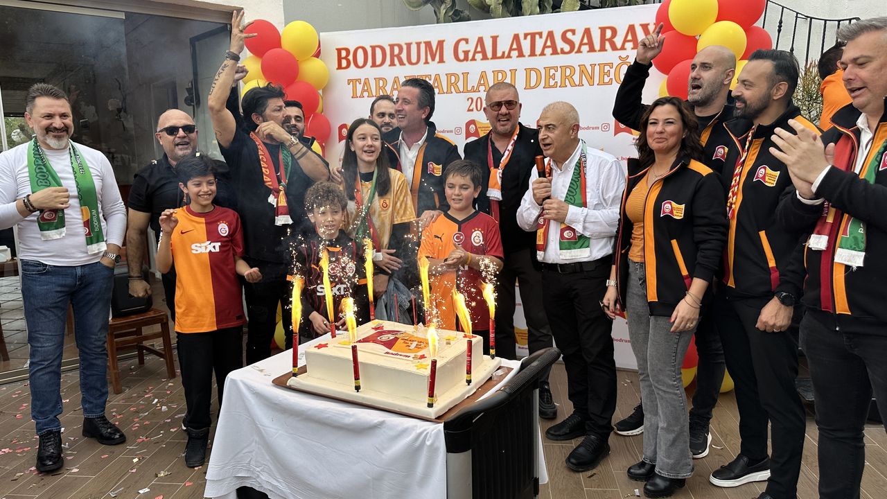 Bodrumda Galatasaray Taraftarları Yeni Lokale Kavuştu  3