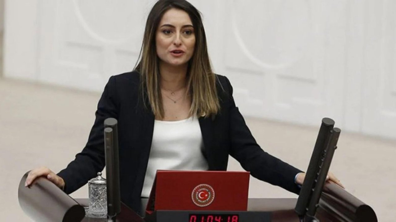 CHP'li Bankoğlu'ndan Bakanlığa Tepki: "Geleceğimizi Karartan Tarikatlara Milyarlar Aktarılıyor"