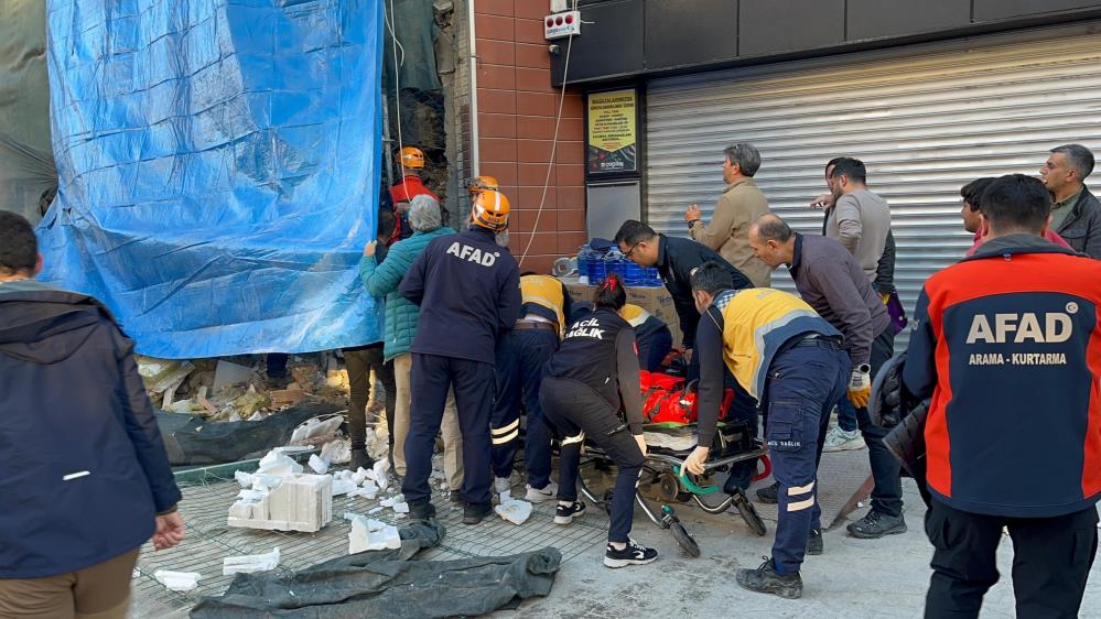 Eskişehir'de İki İnşaat İşçisi Göçük Altında Kaldı