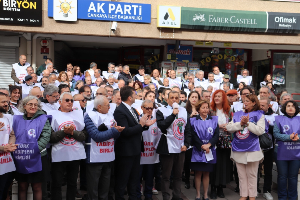 TTB: “Başka Bir Sağlık Sistemi Mümkün!”