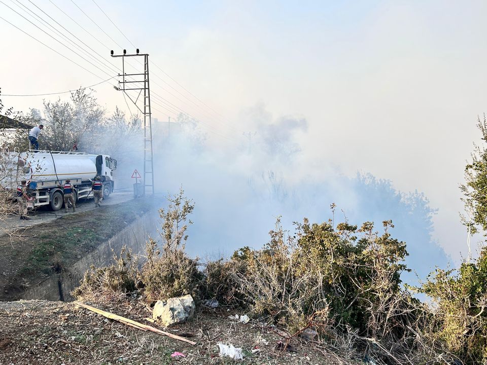 Hatay'da Orman Yangını Çıktı 2