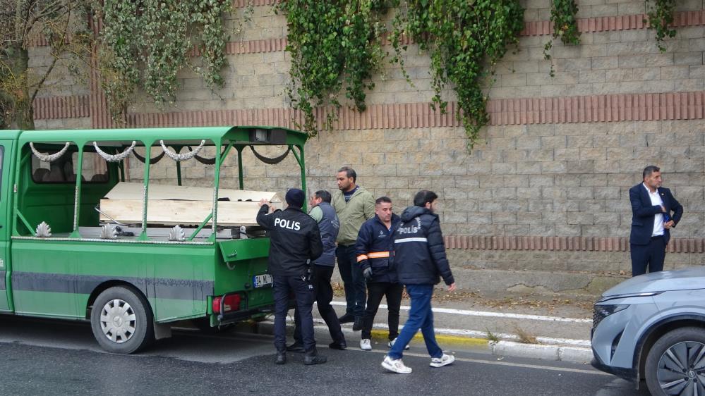 İstanbul'da Sevgilisini Katlettikten Sonra Kafasına Sıktı