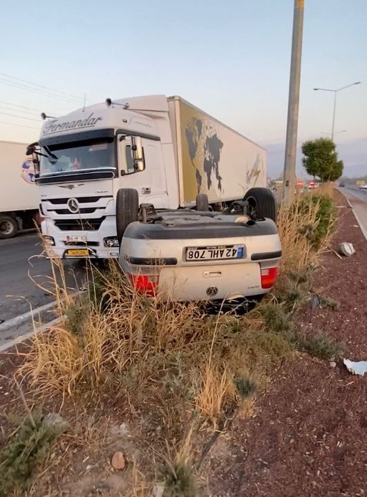 Konya Ereğli'de Zincirleme Kaza 2 Tır Ile 1 Otomobil Çarpıştı 2