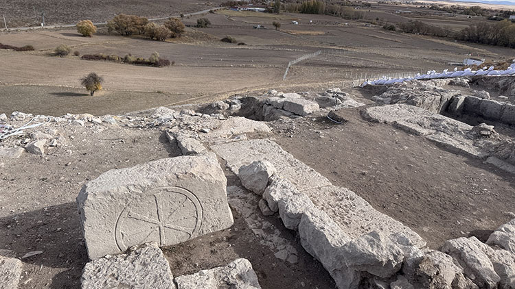 Konyada Antik Höyükteki Listra Kilisesi Gün Yüzüne Çıkıyor  5