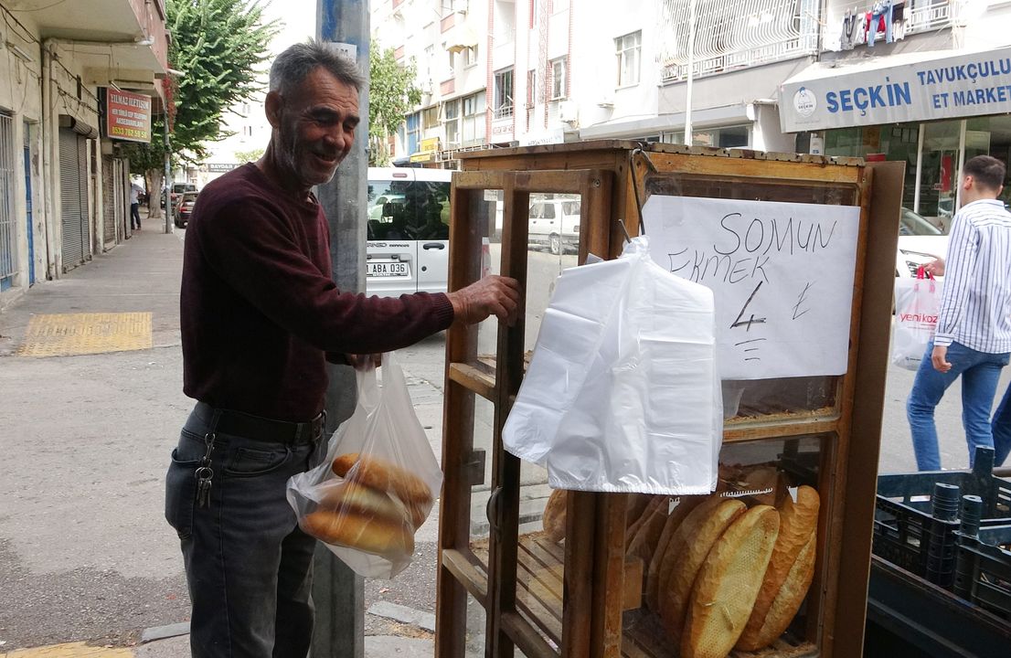 Mersin'in O Mahallesinde Ekmek 4 Tl'ye İndi 3