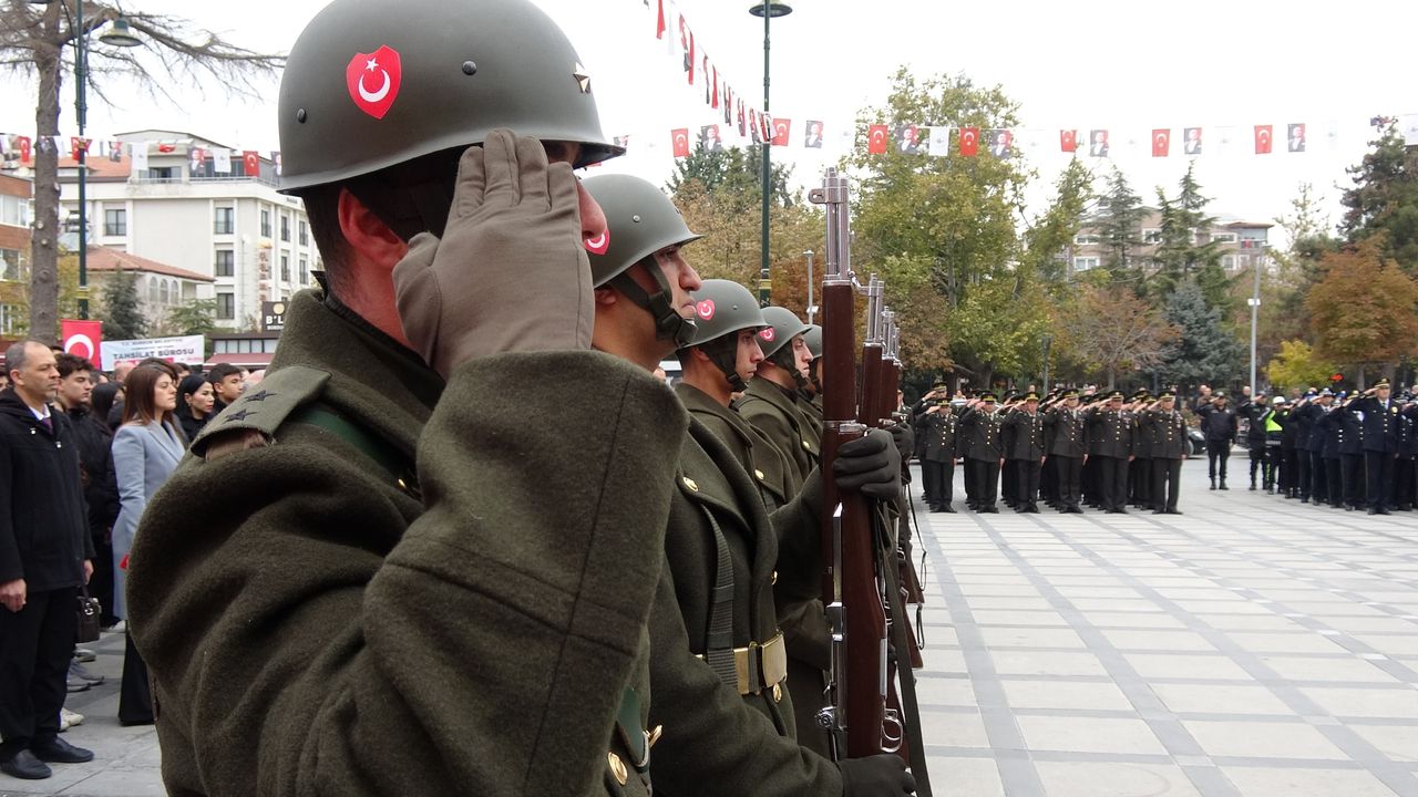 Ulu Önder Atatürk Burdur'da Törenlerle Anıldı 2