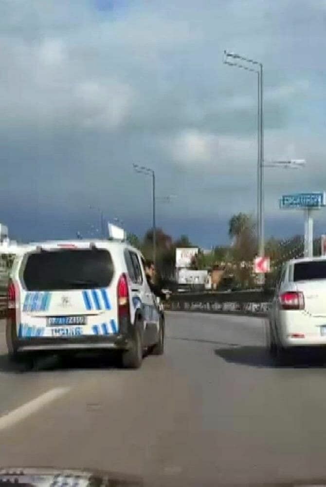 Antalya’da Polis Lastiklerine Ateş Ederek Durdurdu! 