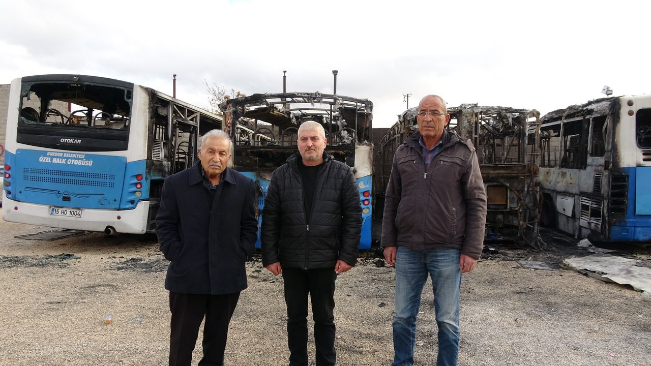 Burdur'da Halk Otobüsleri Yangını Kundaklama Çıktı 3