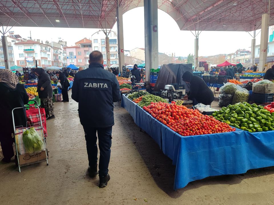 Burdur'da Pazarlar Denetimden Geçti  2