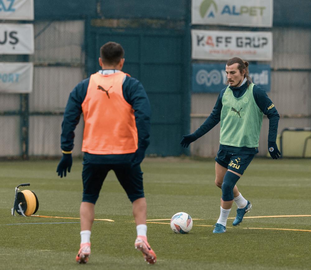 Fenerbahçe’nin Derbi Hazırlıkları Can Bartu Tesisleri’nde Başladı 3