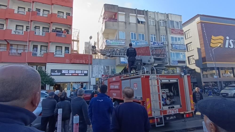 Isıtıcı Yangına Sebep Oldu Manavgat’ta Ev Küller İçinde Kaldı