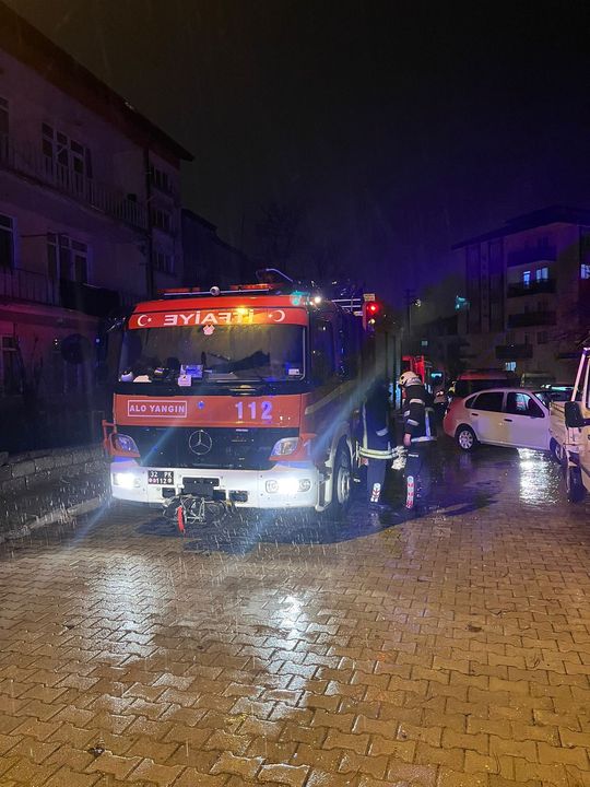 Isparta'da Doğal Gaz Faciası! Baba Öldü Anne Ve 2 Çocuğu Yaralandı 3