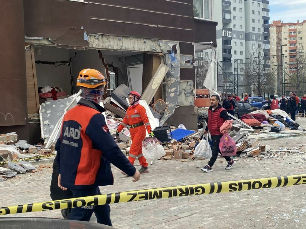 İstanbul Beylikdüzü'ndeki Patlamada İnt*har İddiası!