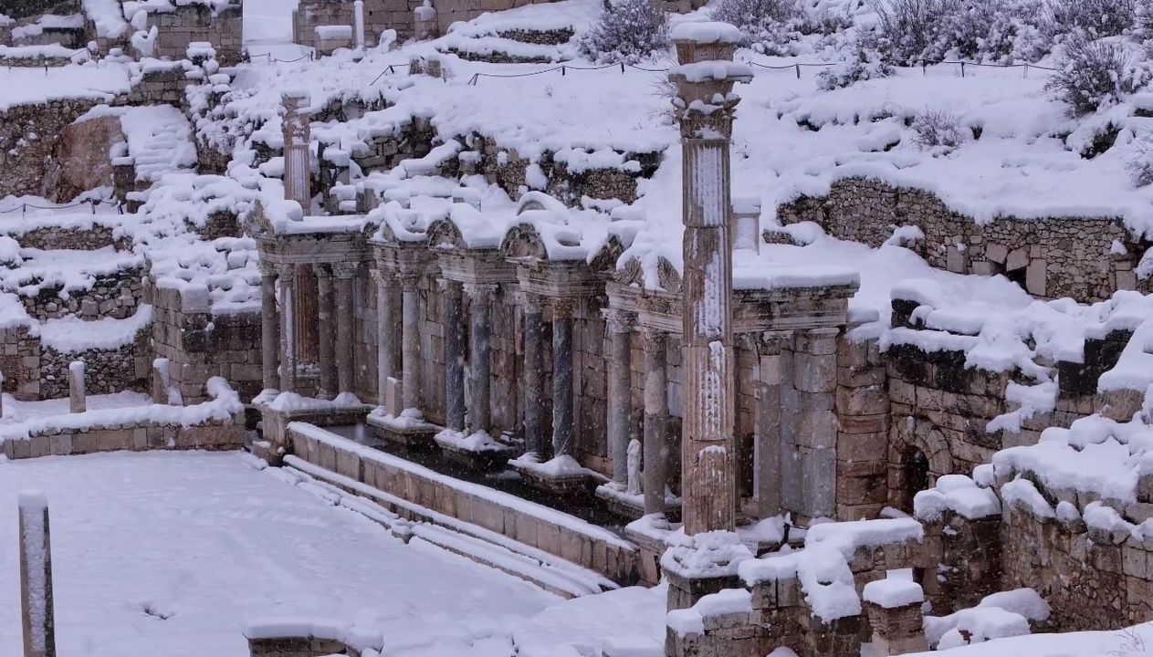 Masal Diyarı Gibi! Sagalassos Karlar Altında Kaldı  4