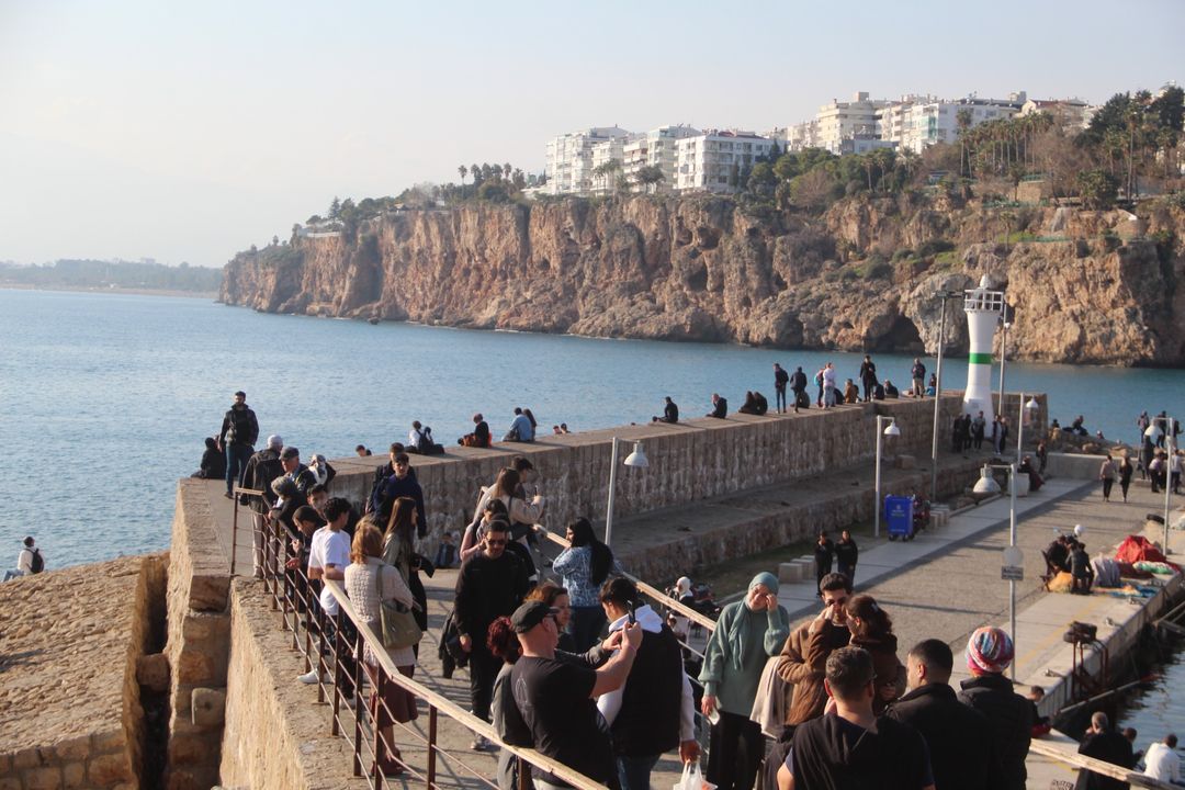 Antalya Kaleiçi'nde Manzara Yoğunluğu 7