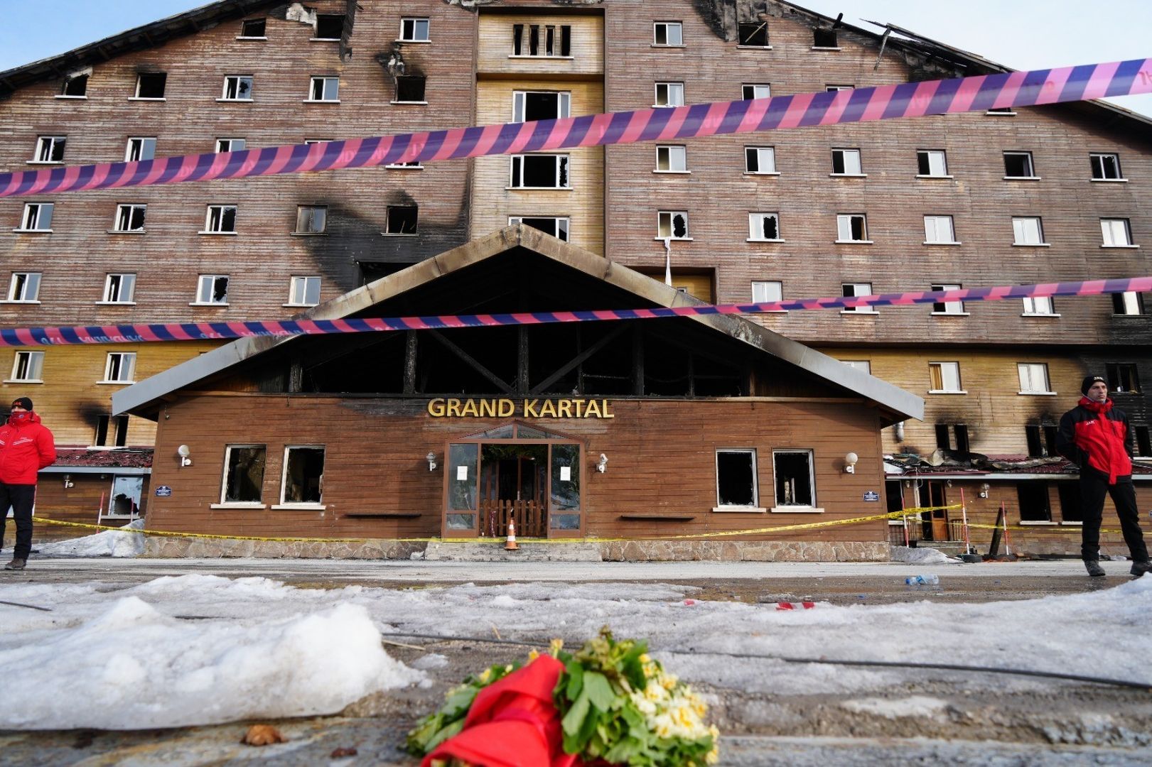 Bolu Kartalkaya’daki Otel Yangınında Yiten Canlar Anıldı  2