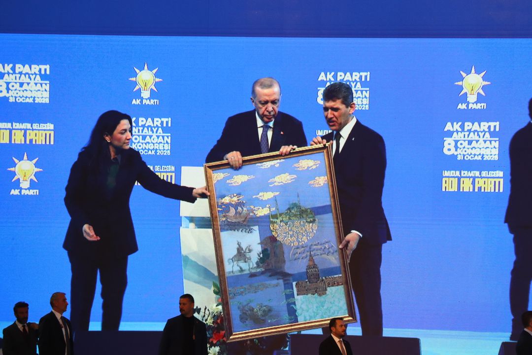 Erdoğan Antalya'da On Yıllardır Yapılmayan Projelerin Vaadini Verdi  5