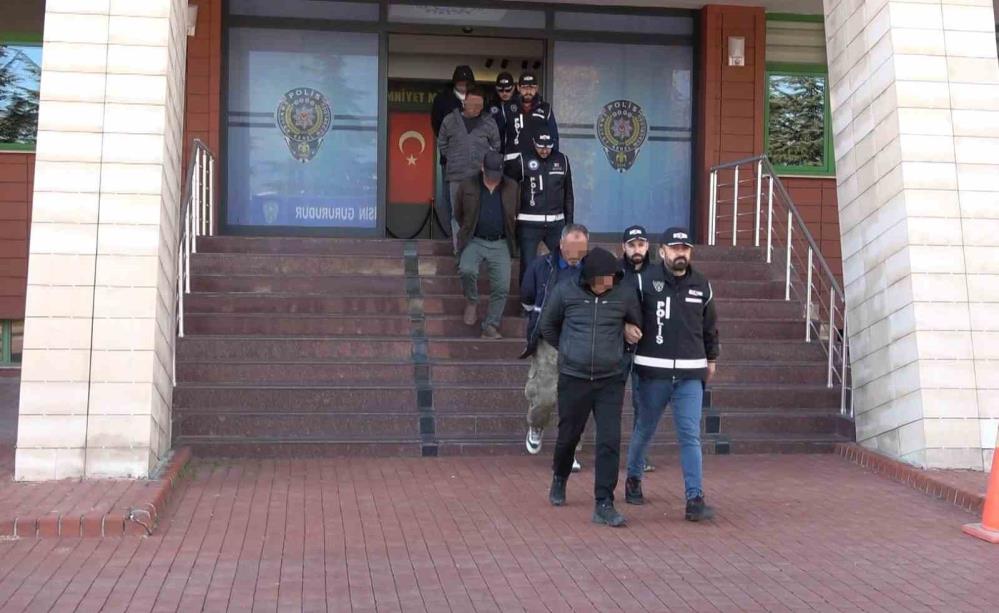 Isparta'da Sahte Belediye Çalışanları Serbest Bırakıldı