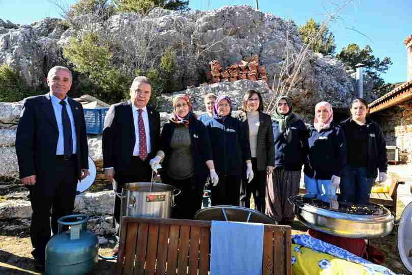 Başkan Muhittin Böcek’ten Doğu İlçelerine Ziyaret