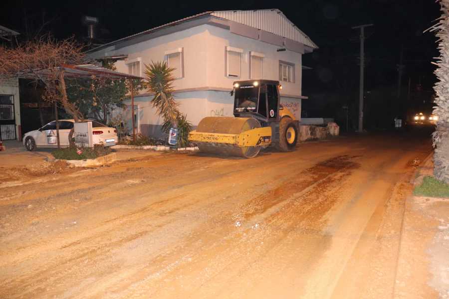 Kepez Belediyesi Yol Bakım İçin Kolları Sıvadı