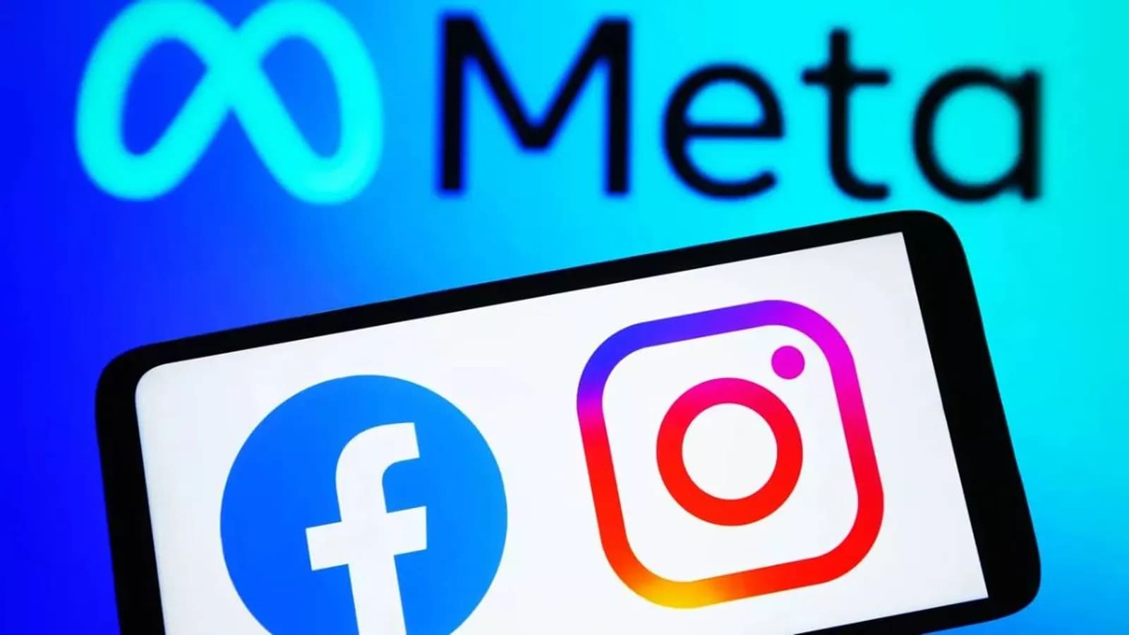 Meta Instagram ve Facebook'ta Sansür Mü Uyguluyor?