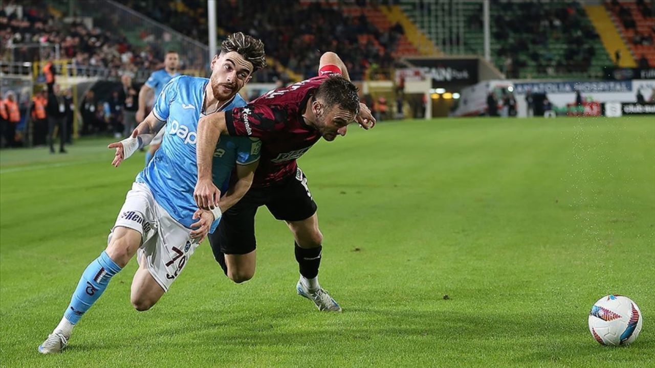 Trabzonspor Alanyaspor Maçı Ne Zaman Saat Kaçta Hangi Kanalda? Muhtemel 11'ler