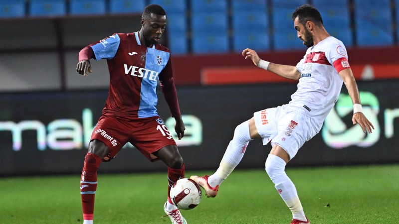 Trabzonspor Sivasspor Maçı Ne Zaman Saat Kaçta Hangi Kanalda? Muhtemel 11'ler