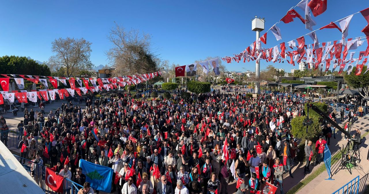 Ümit Özdağ Antalya'da Teğmenleri İhraç Etmek Apo'yu Çıkarmak İstiyorlar 4