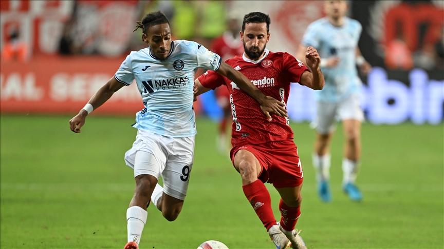 Adana Demirspor Antalyaspor Maçı Ne Zaman Saat Kaçta Hangi Kanalda? Muhtemel 11'ler