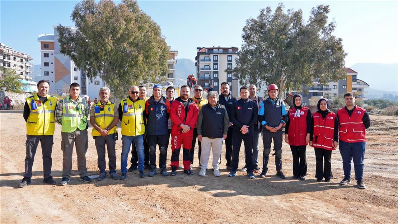 Alanya'da 5.5 Büyüklüğünde Deprem Tatbikatı! 6 Saat Sürdü 5