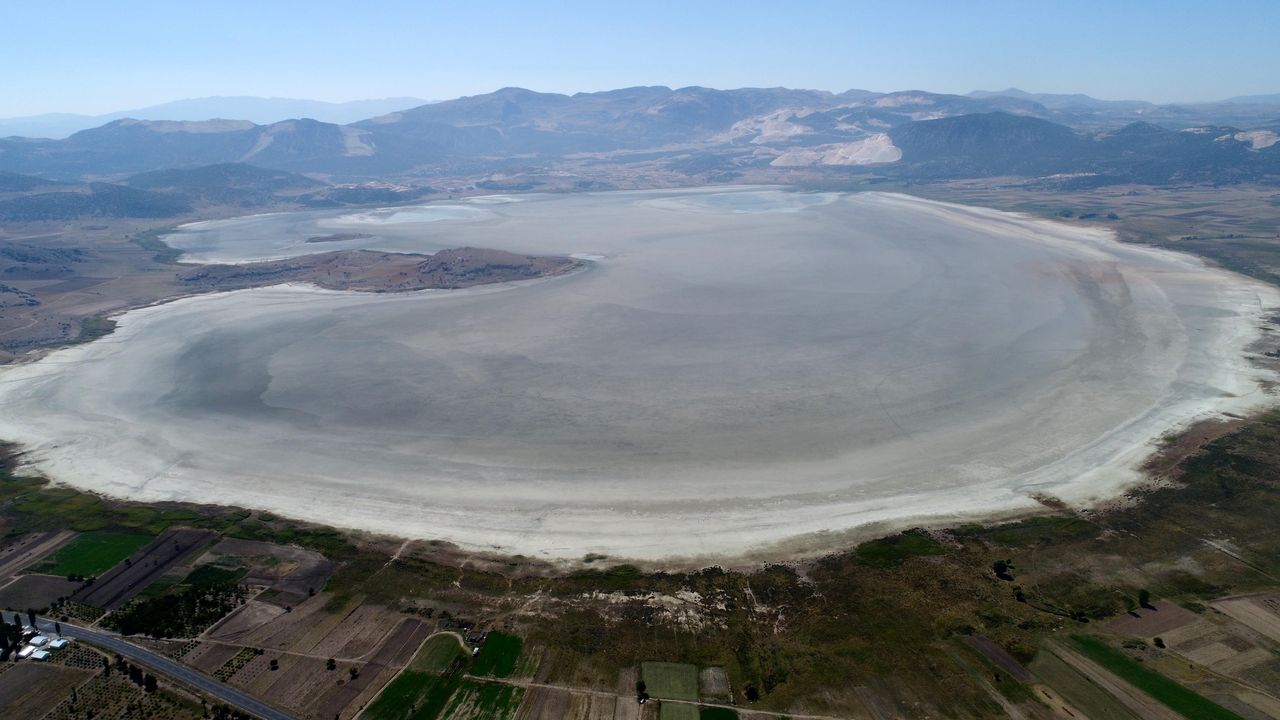 Antalya 3 Sulak Alanı Kaybetti!  2