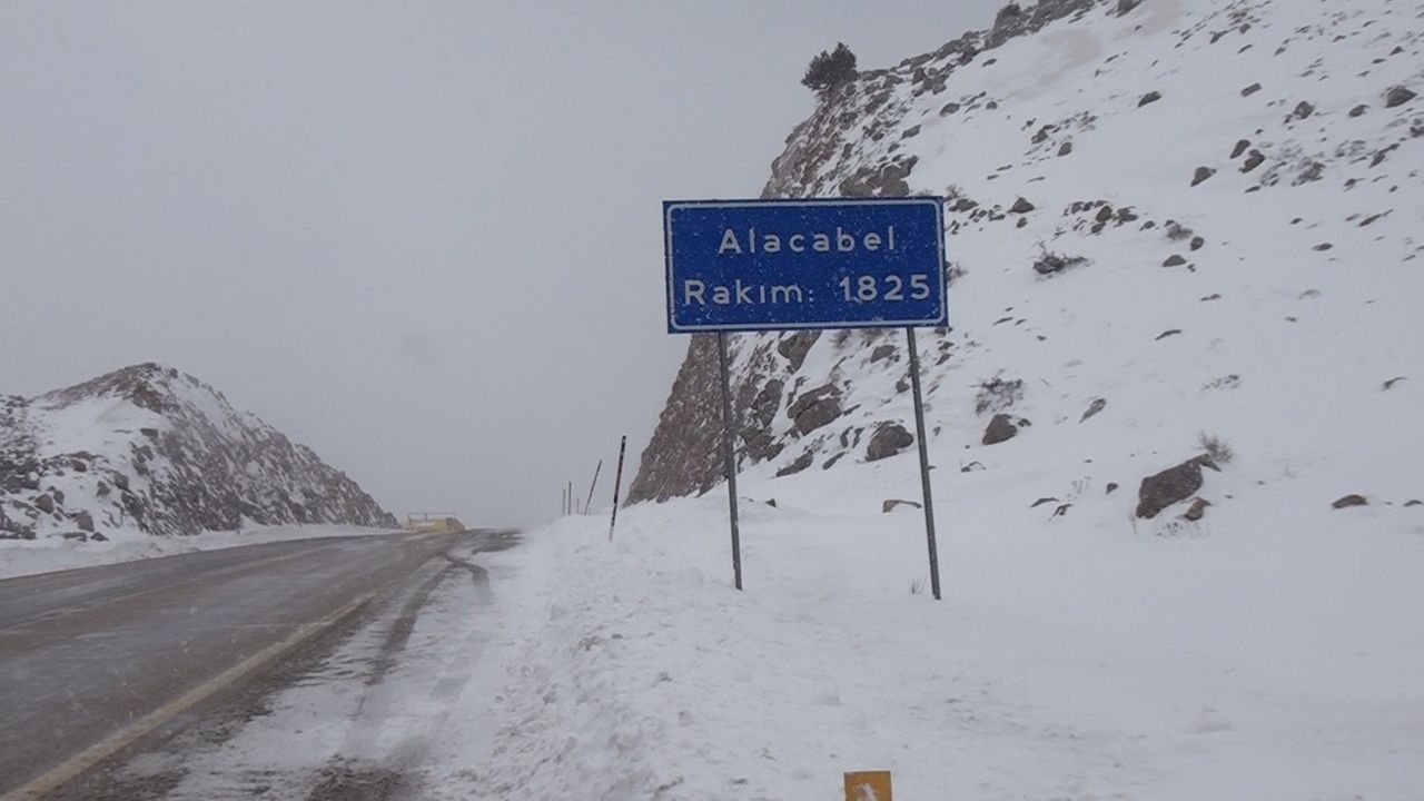 Antalya Konya Karayolu Kara Teslim! Ekipler Seferber Oldu 4